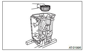 Subaru Outback. Automatic Transmission