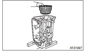 Subaru Outback. Automatic Transmission