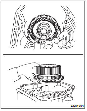 Subaru Outback. Automatic Transmission