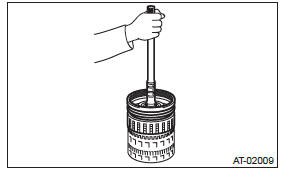 Subaru Outback. Automatic Transmission