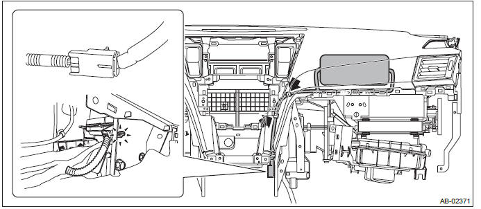 Subaru Outback. Exterior/Interior Trim