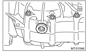 Subaru Outback. Manual Transmission and Differential