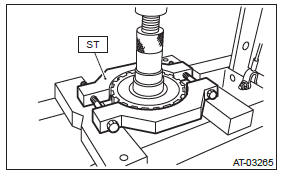 Subaru Outback. Automatic Transmission