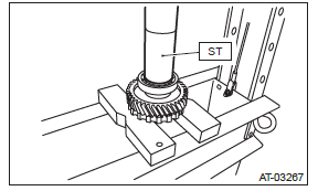 Subaru Outback. Automatic Transmission