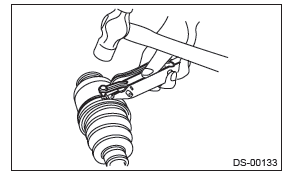 Subaru Outback. Drive Shaft System